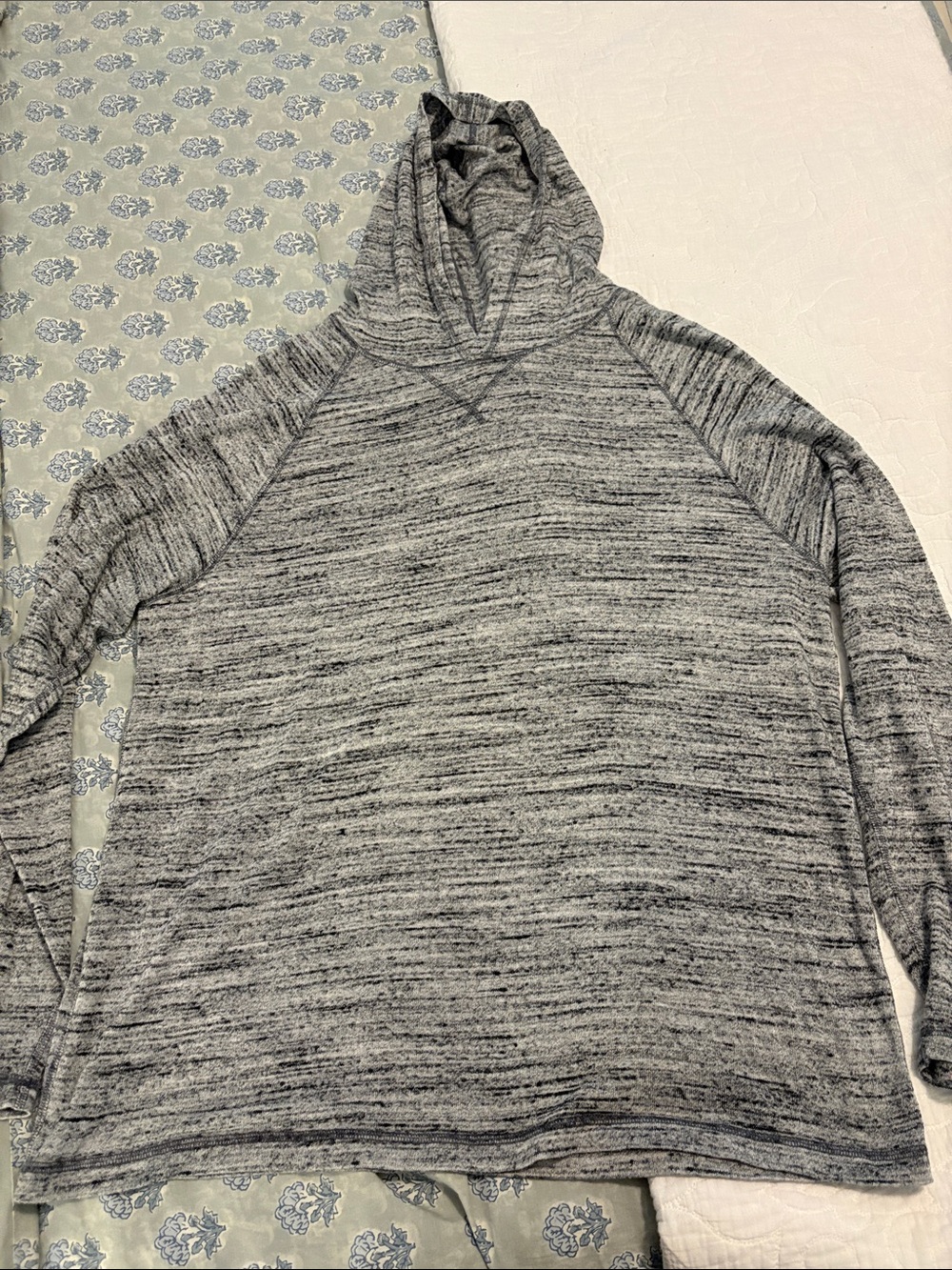 Tommy Bahama Men's Gray Hooded Long-Sleeve Pullover
